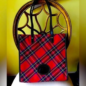 Dooney & Bourke Market Tote (New)